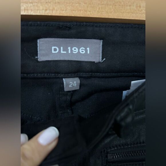 DL1961 Florence Cropped Mid Rise Coated Jeans - Picture 4 of 10